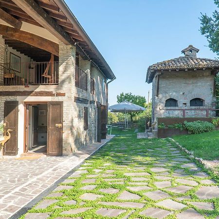 Апартаменты Casale Gambini Quattro Castella Экстерьер фото
