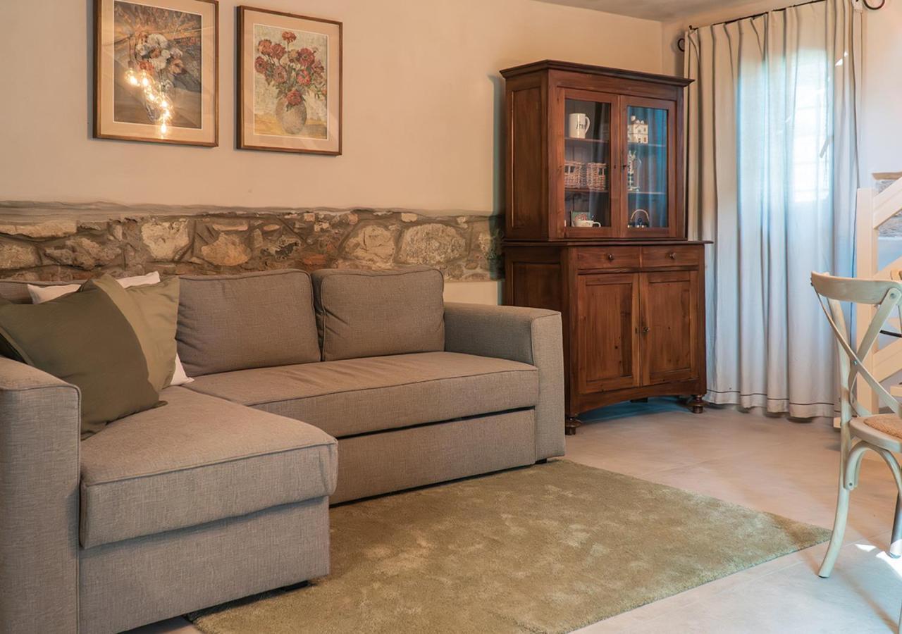 Апартаменты Casale Gambini Quattro Castella Экстерьер фото